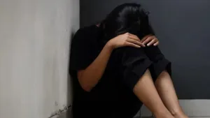 हैरानी ! पति को छोड़ा, महिला सहकर्मी के साथ रह रही पत्नी ! हैरानी ! पति को छोड़ा, महिला सहकर्मी के साथ रह रही पत्नी !